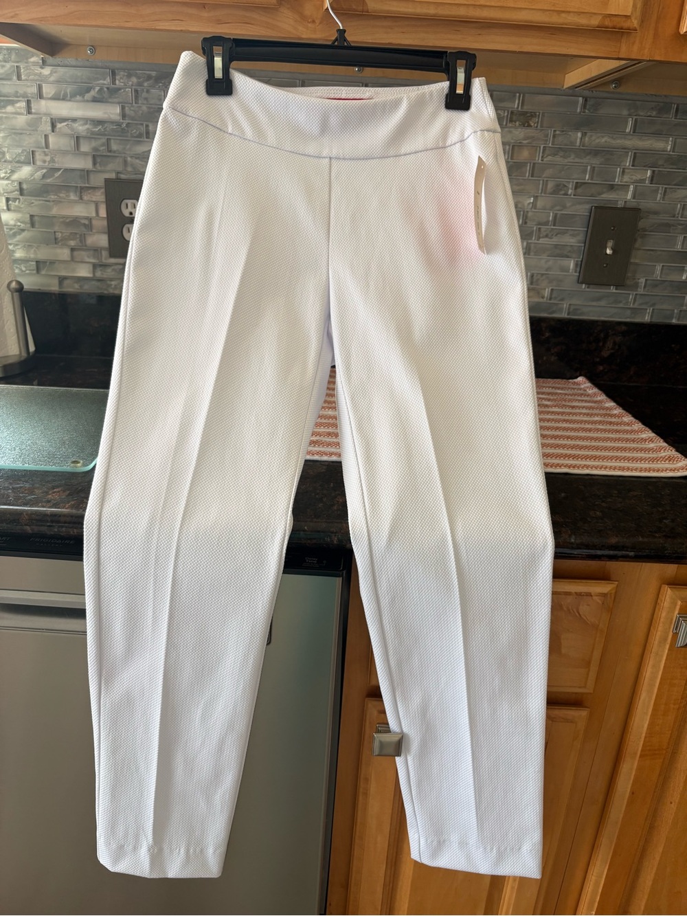KRAZY Larry- NWT Women's Straight-Leg White Ponte Pants with Front Seam Detail
